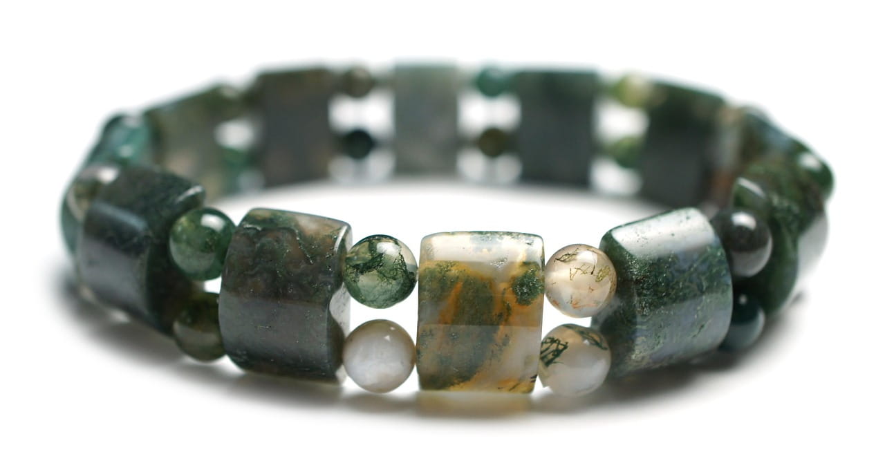 green bead bracelet